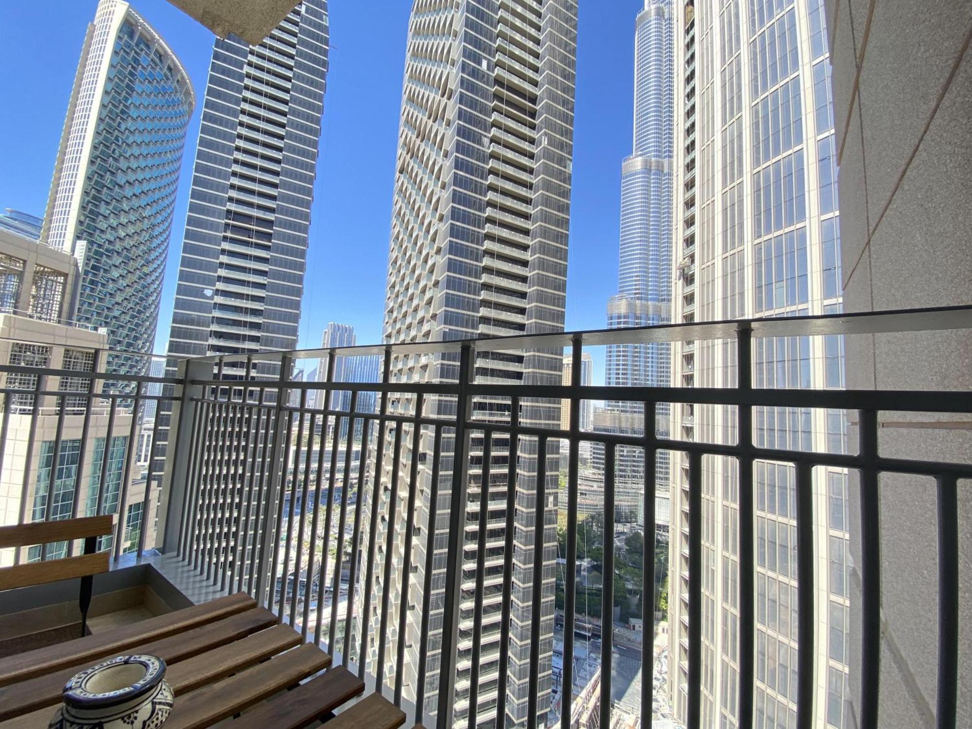 Lux Bnb Standpoint Tower Burj & Fountain Views Dubai Exterior foto
